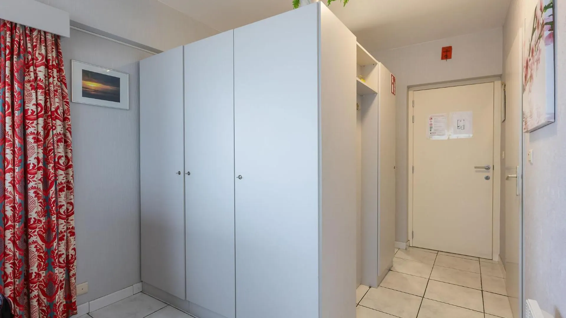 Apartment Corner Studio With Sea-Views Middelkerke